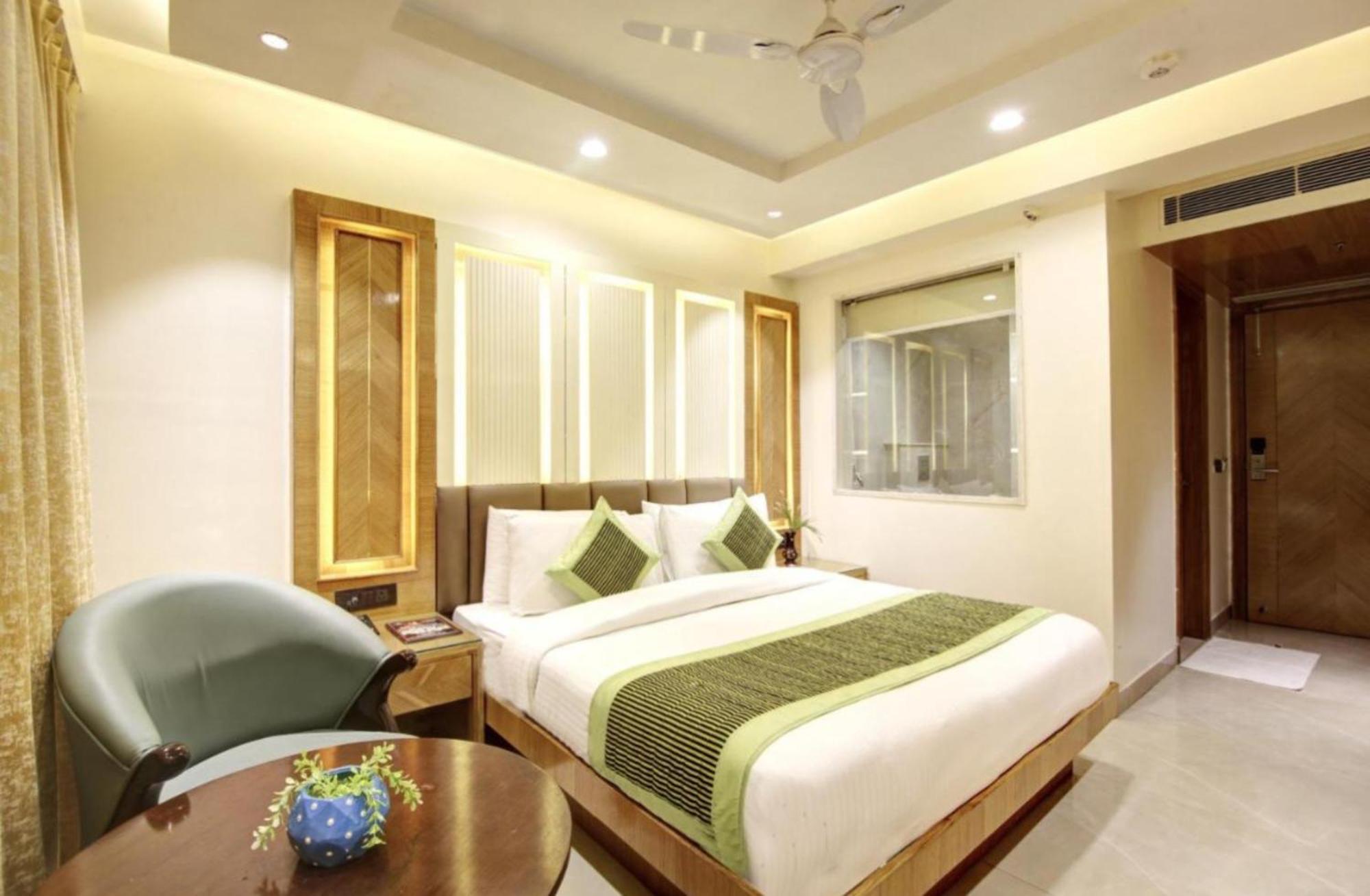 Hotel Platinum With Free Pickup-Delhi Airport New Delhi Exterior photo